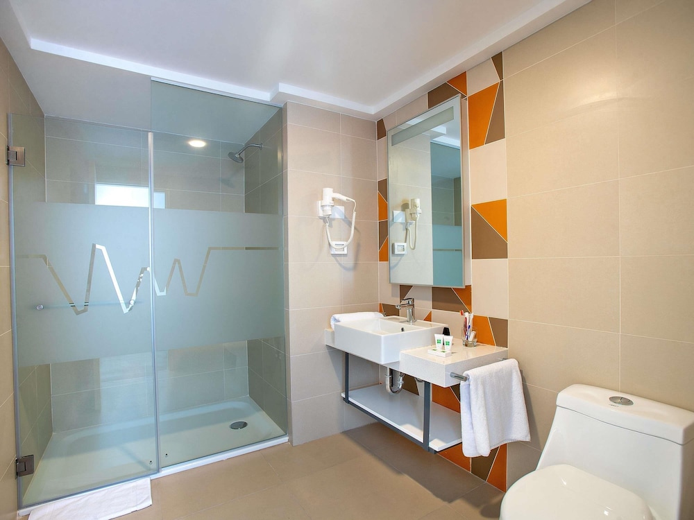 Room, Multiple Beds - Photo 3