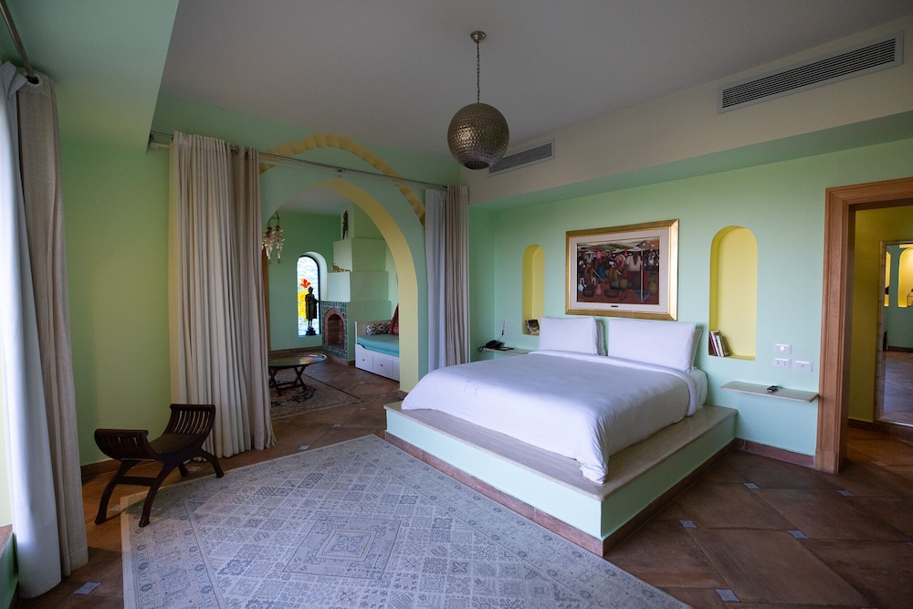 Executive Suite photo 2