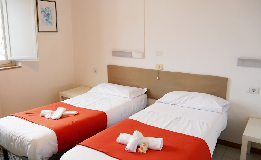 Comfort Twin Room