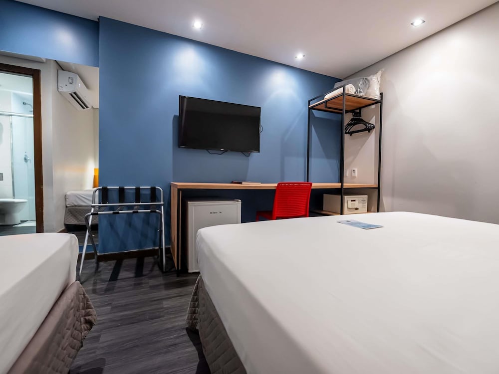 Standard Room, 2 Twin Beds - Photo 6