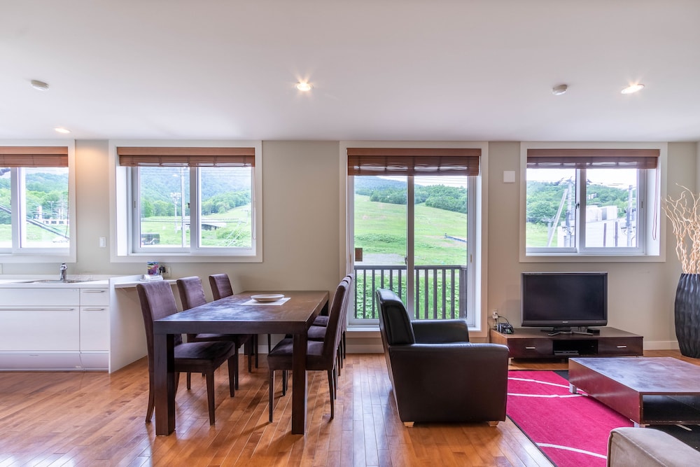 Apartment, 3 Bedrooms, Resort View (Upstairs)