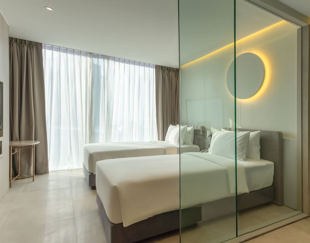 Aurora Deluxe Sea View Twin - Photo 3