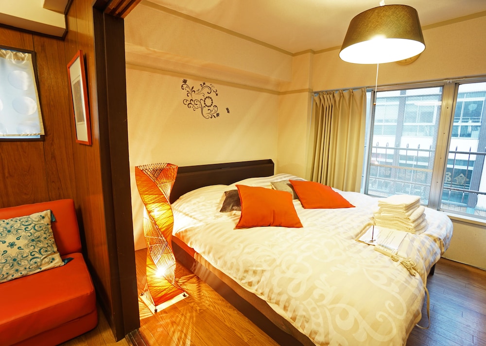Queen Bed Room - Photo 4