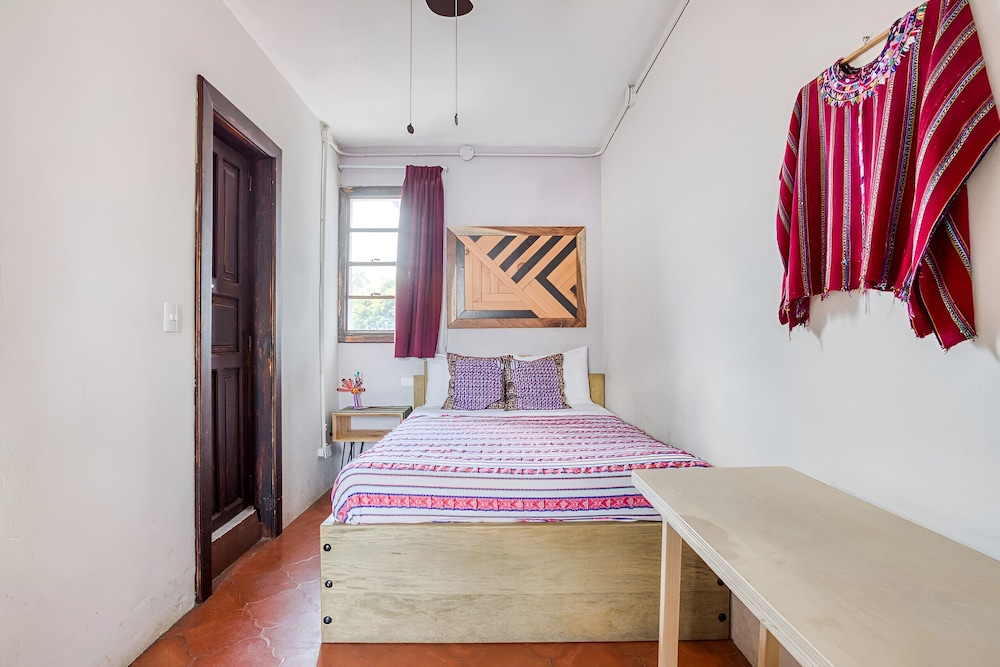 Compact Room, Private Bathroom