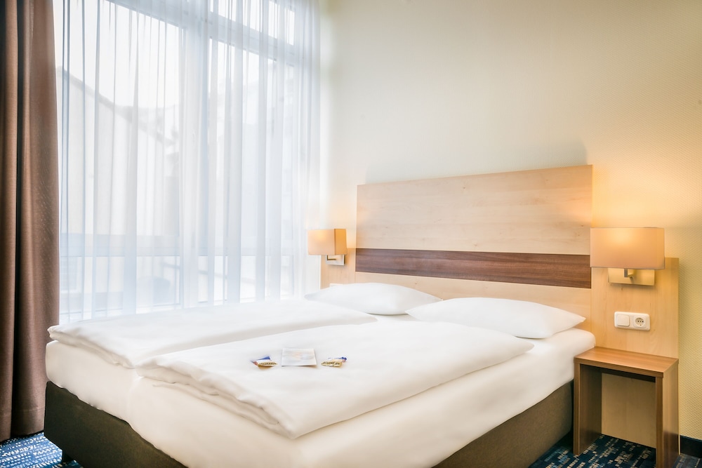 Standard Double Room - Photo 1