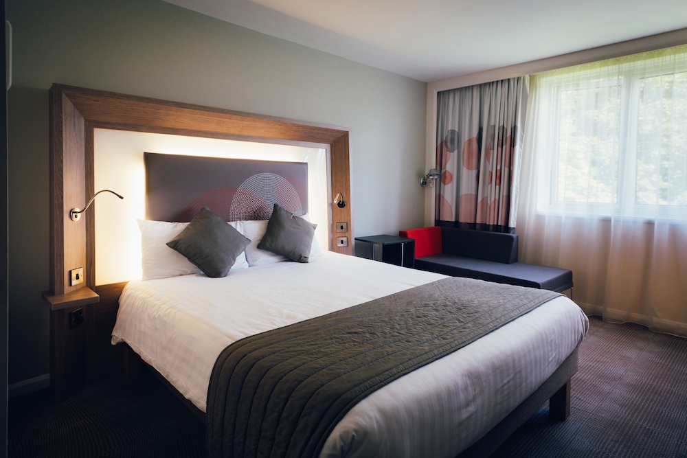 Superior Room, 1 Queen Bed with Sofa bed (Premium) - Photo 2