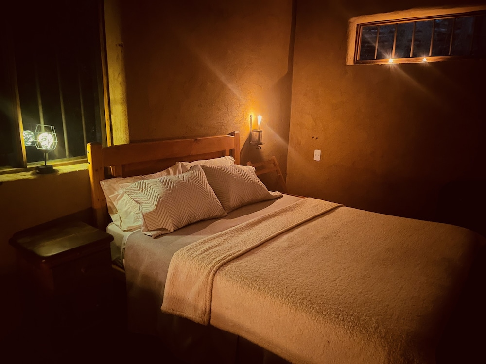 Honeymoon Cabin photo 2