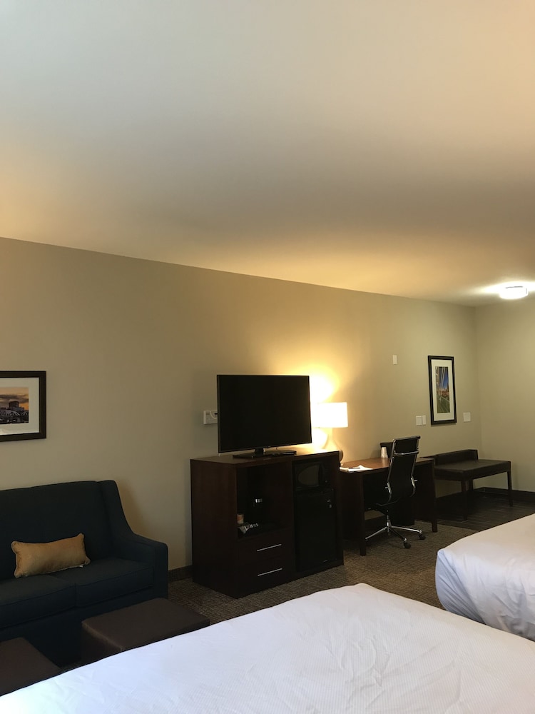 Room, 2 Queen Beds, Non Smoking - Photo 2