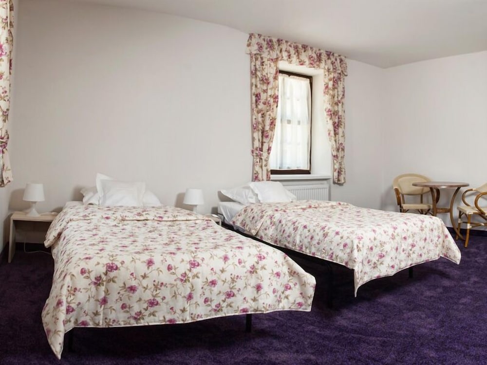 Double or Twin Room photo 1