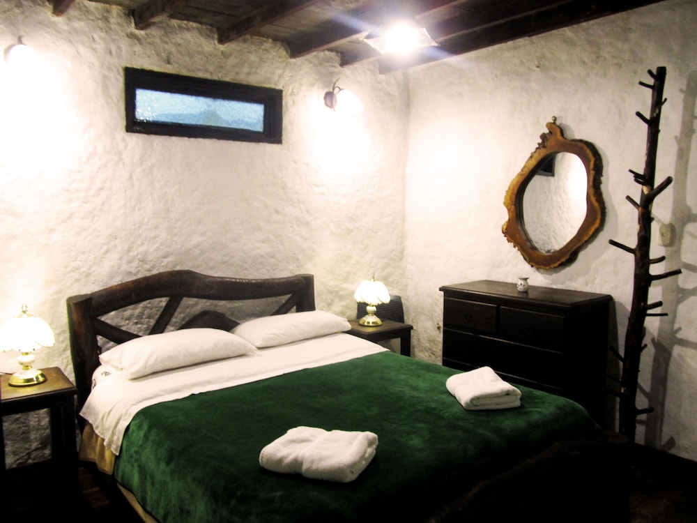 Standard Room, Private Bathroom, Ground Floor photo 1