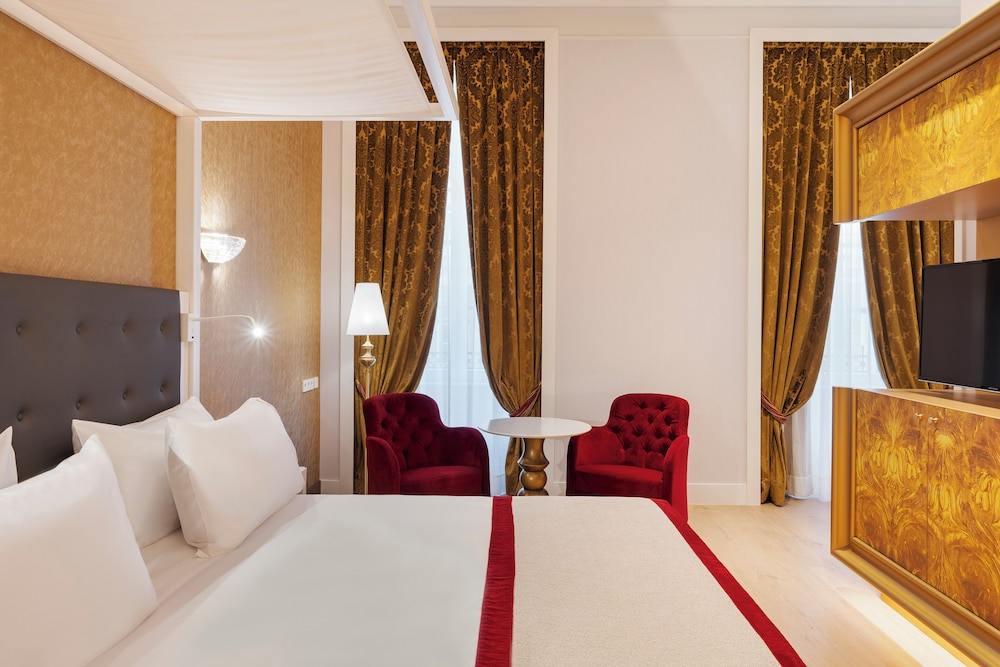 Superior Double or Twin Room, Balcony