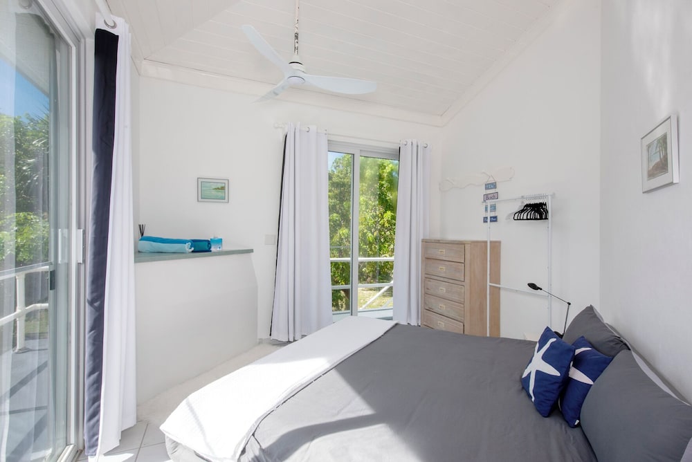 Villa photo 2