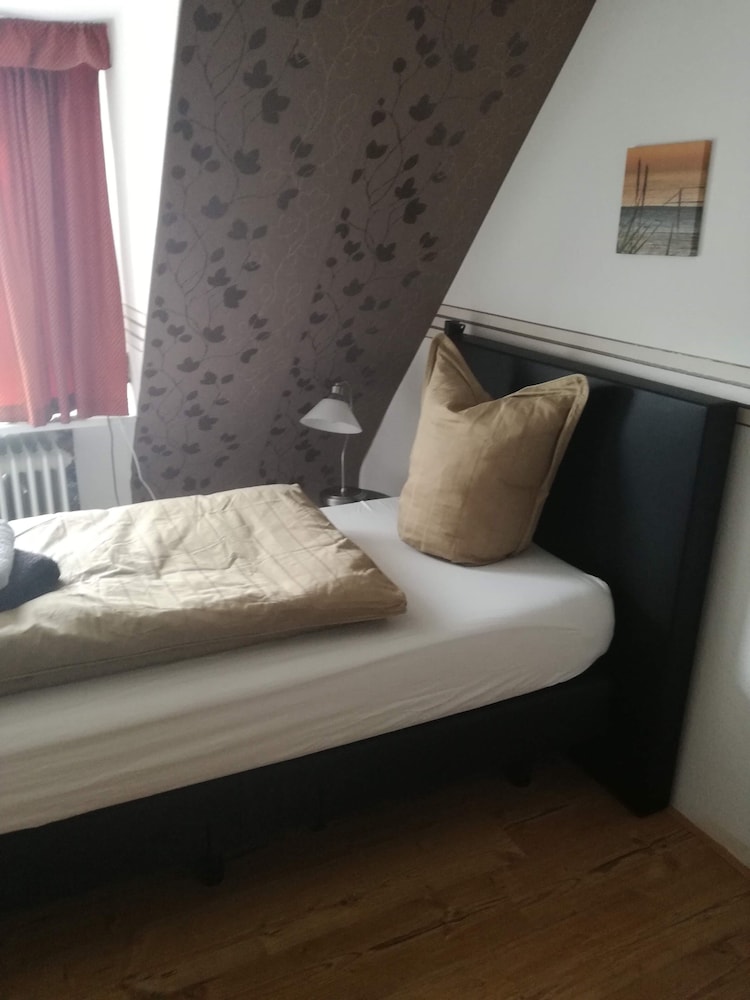 Standard Single Room photo 2