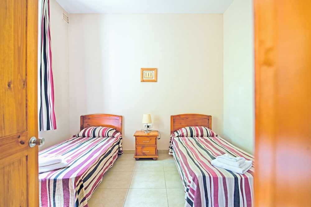 Twin Room in a Shared Comfort Apartment photo 2