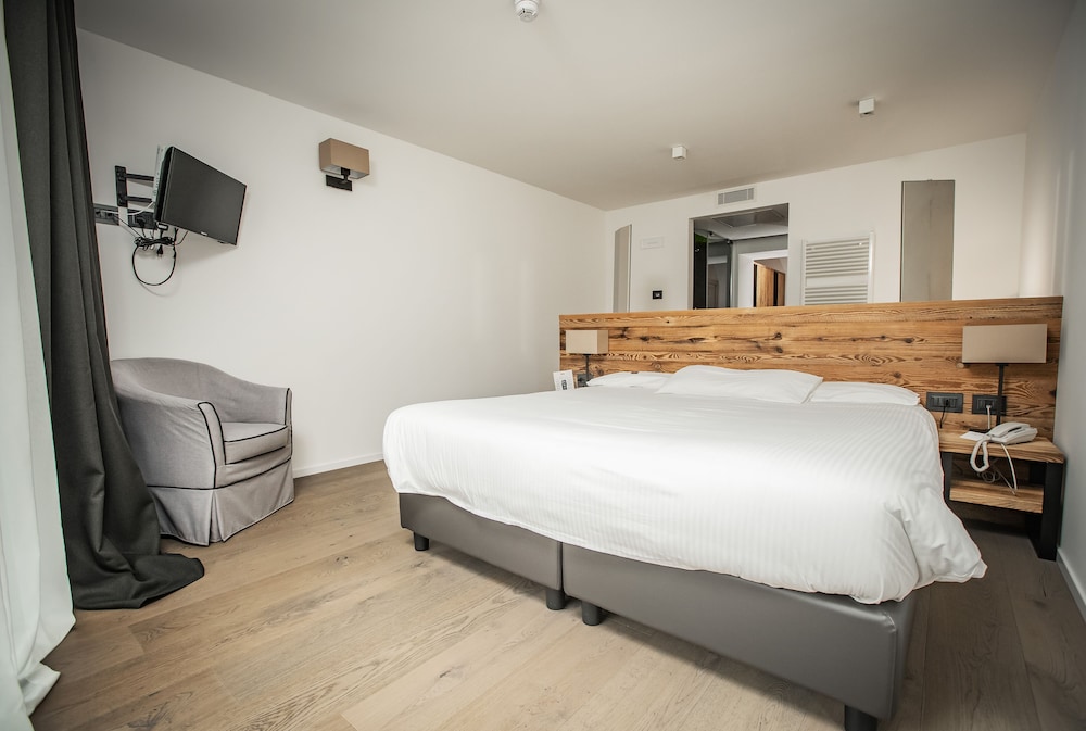 Superior Room photo 2