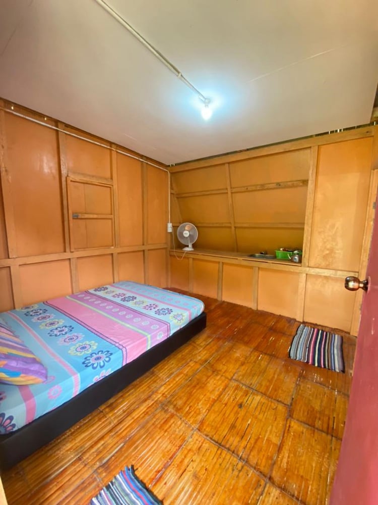 Room, Private Bathroom - Photo 3
