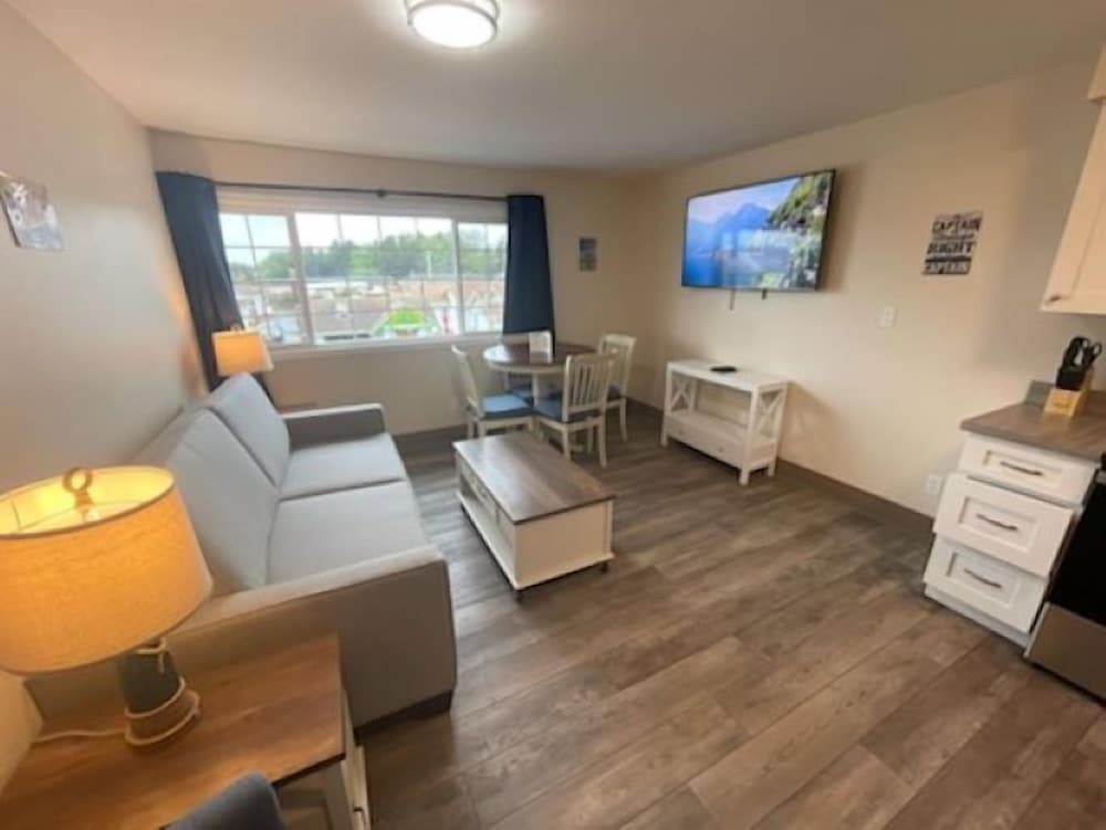 Room, 1 Queen Bed with Sofa bed, Non Smoking, Kitchen