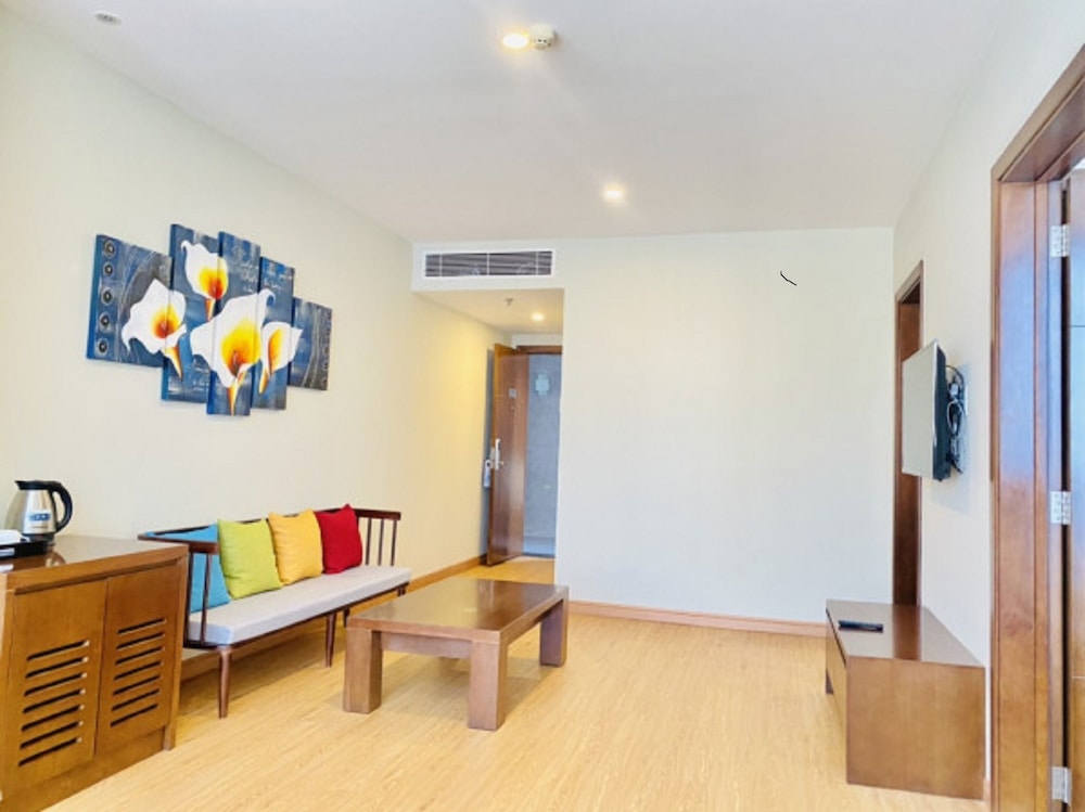 Premier Apartment, 2 Bedrooms, Sea View photo 2