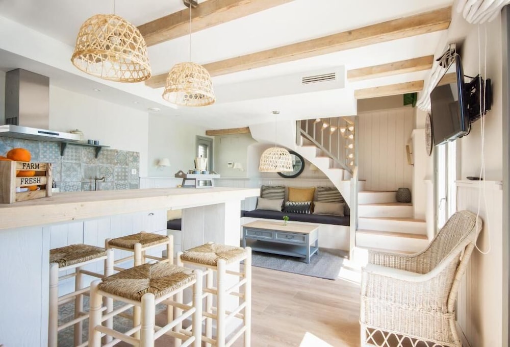 Duplex, Sea View