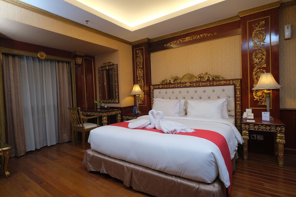 Royal Room