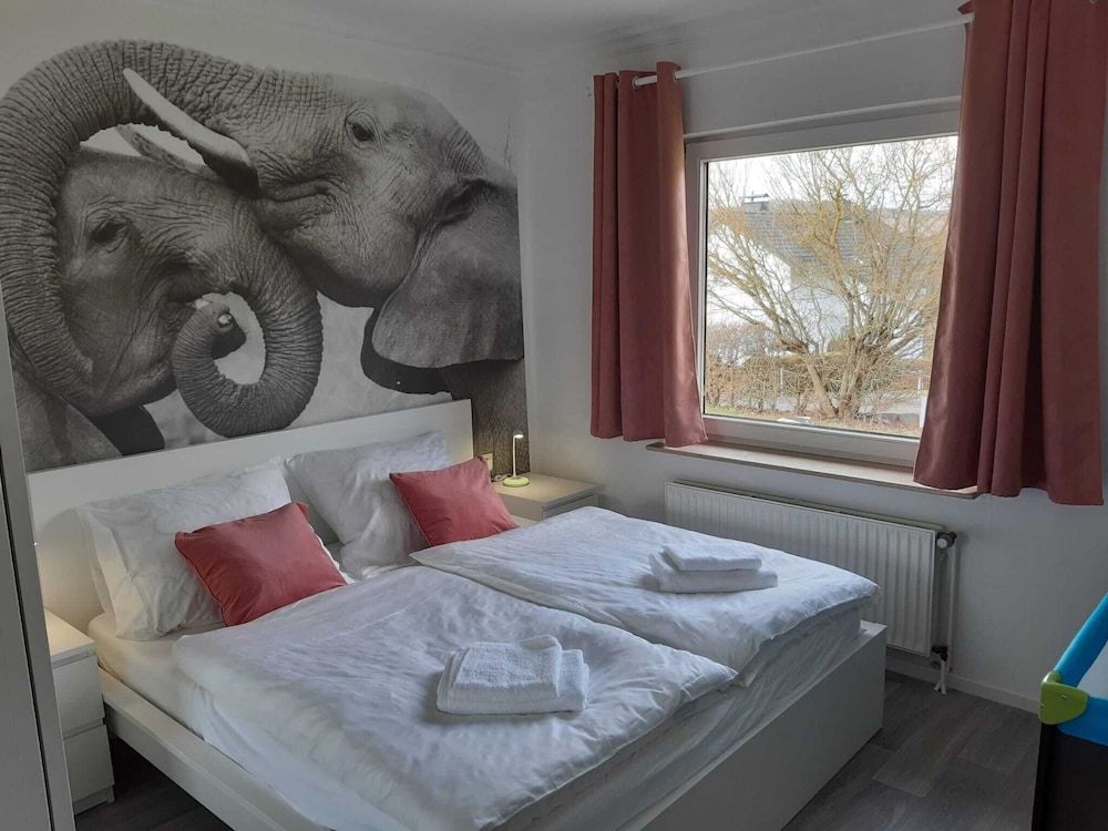 Family House, 3 Bedrooms, Garden View photo 1