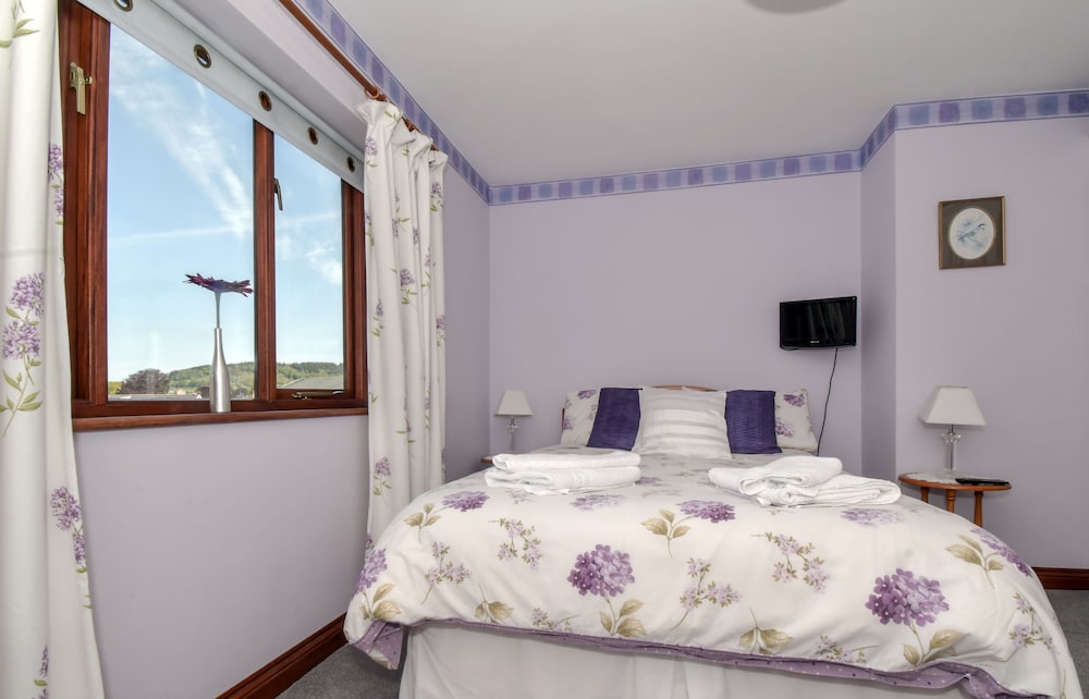 Double Room (Private Bathroom) photo 2