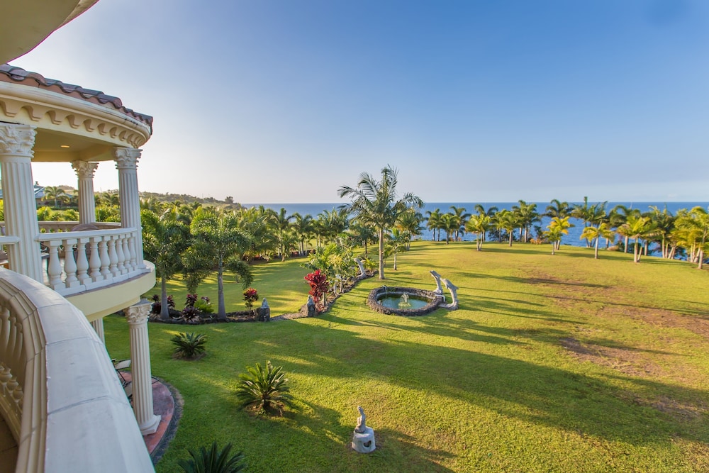 Deluxe Suite, 2 Bedrooms, Ocean View photo 2