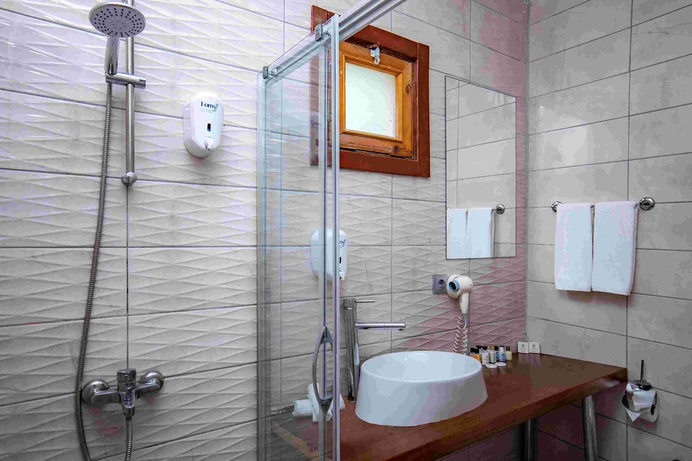 Standard Room, 1 Bedroom photo 2