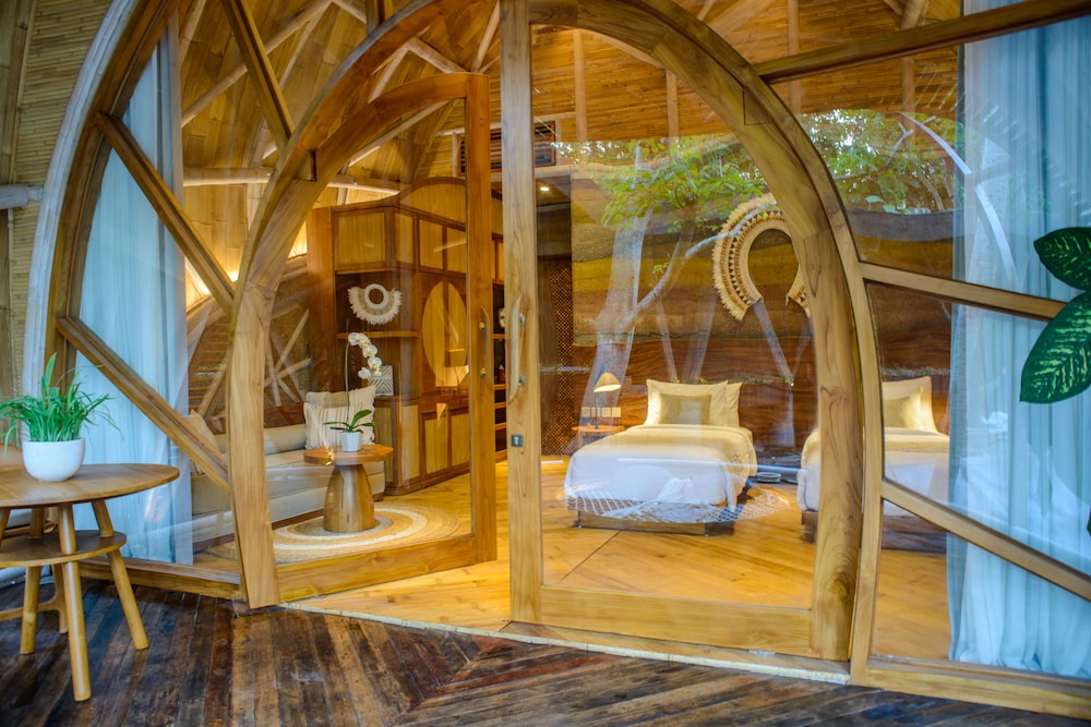 Tree House (Avatar) photo 2