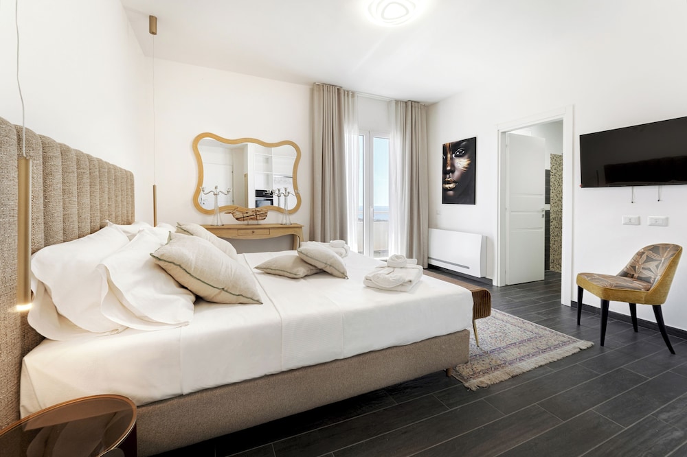 Luxury Double Room, Balcony, Sea View
