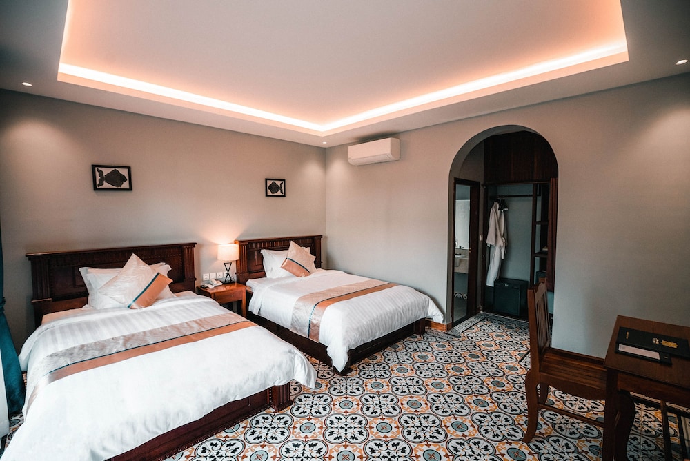 Deluxe Twin Room photo 3