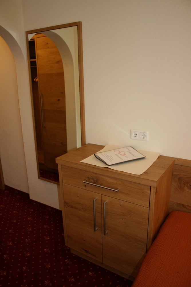 Triple Room, Balcony (Olperer) photo 3