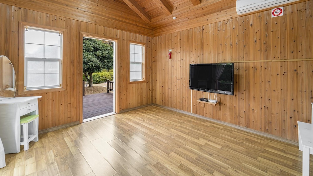 Basic Room, 1 Bedroom (jongryeobang) photo 3