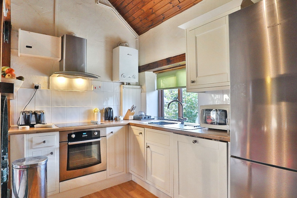 Cottage, Multiple Beds (Mill Wheel)