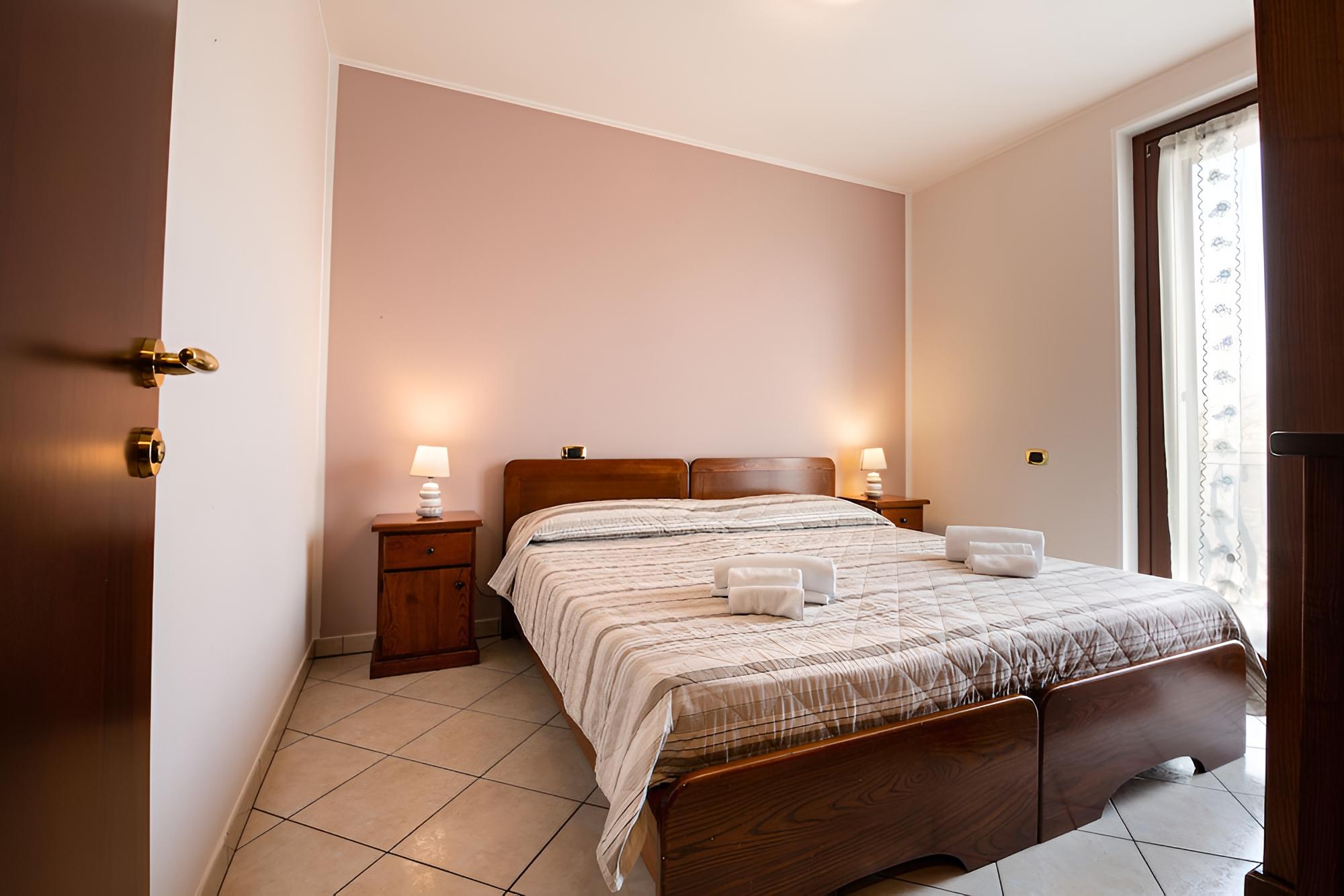 Standard Apartment, 3 Bedrooms, 2 Bathrooms (3-7 persone)
