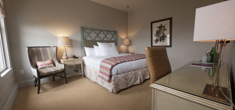 Deluxe Room, 1 King Bed