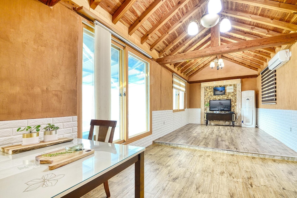 Basic Room, 1 Bedroom (Cheoum) - Photo 4