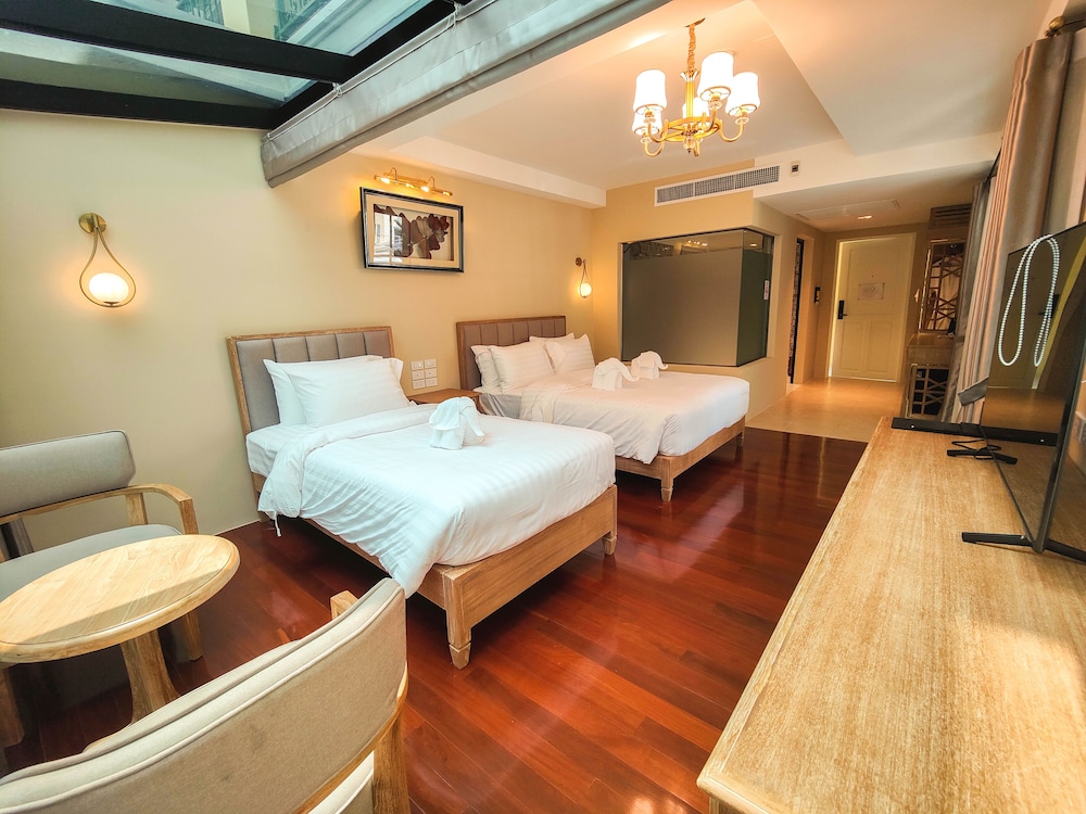 Deluxe Triple Room, Accessible photo 1