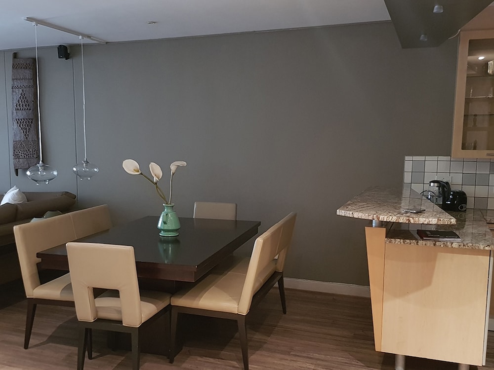 Luxury Apartment, 2 Bedrooms, Garden Area photo 2