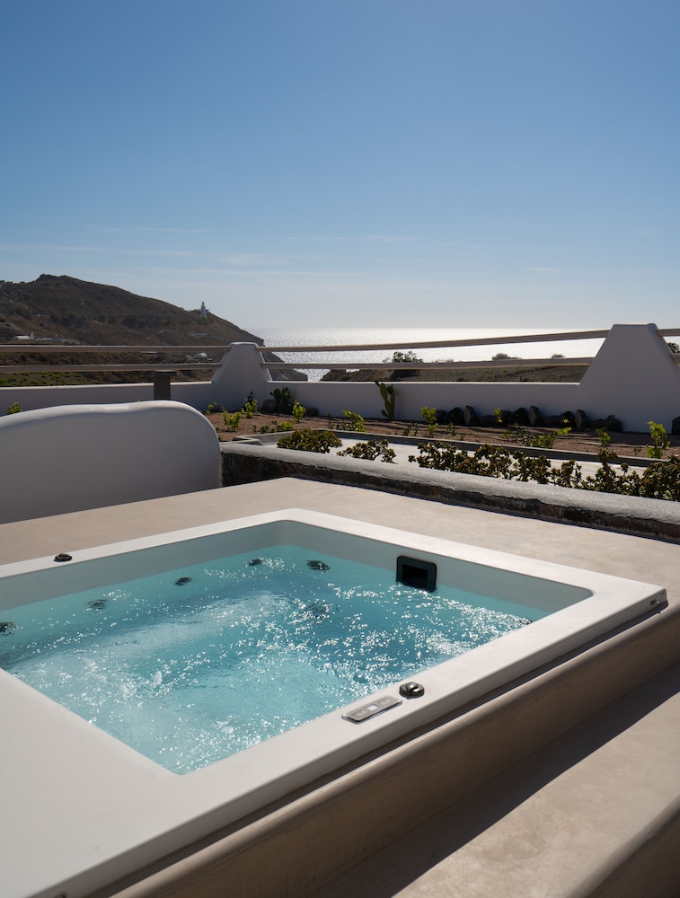 Junior Suite, Hot Tub (Outdoor Hot Tub) - Photo 7