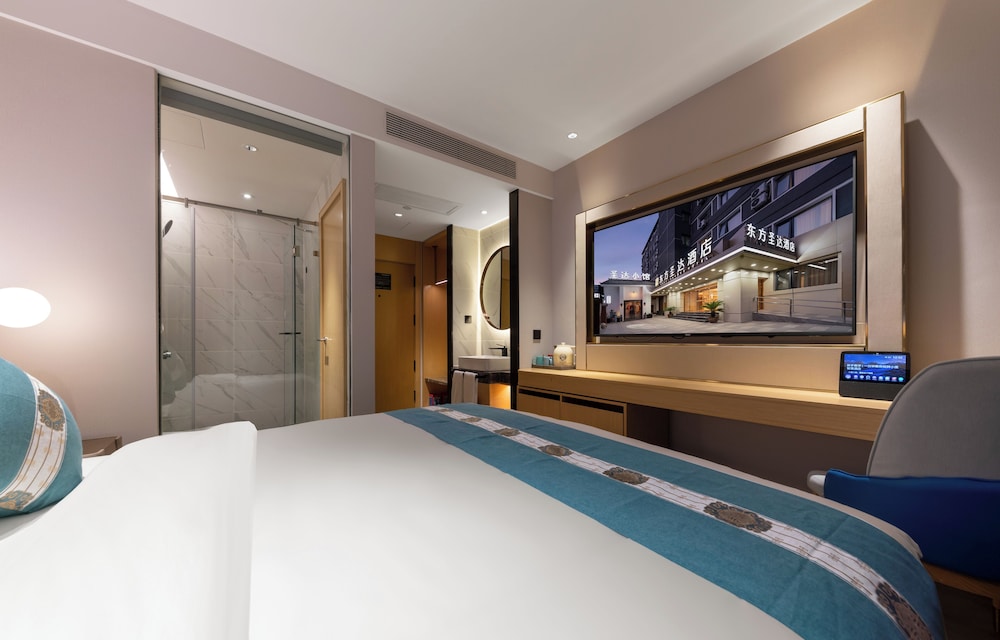City Double Room photo 3