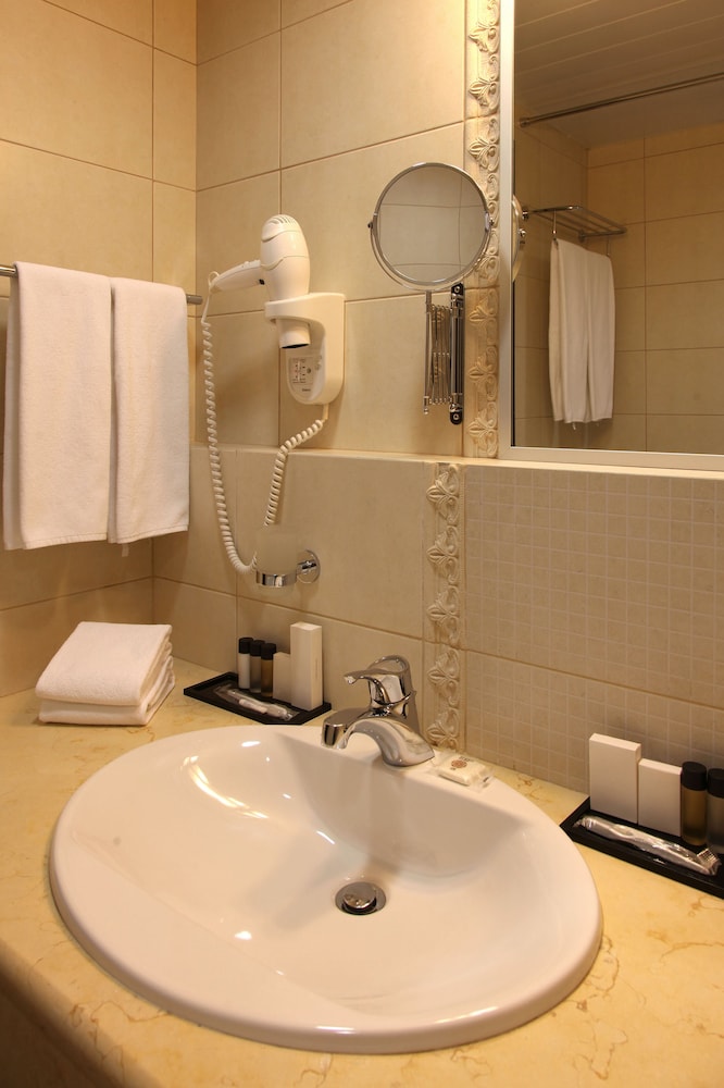 Standard Room photo 2