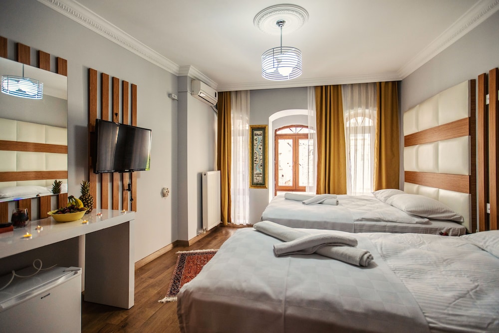 Panoramic Room, 2 Queen Beds, Non Smoking, Sea View photo 1