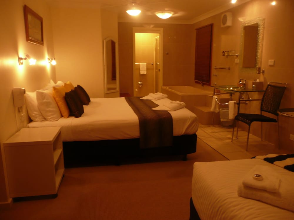 Deluxe Spa Suite Room 5 photo 3