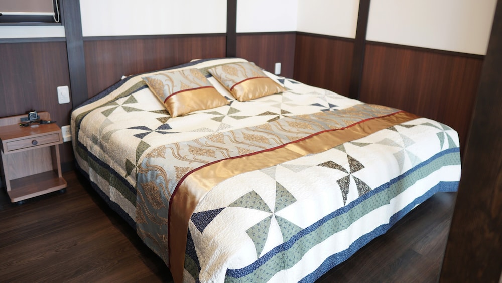 Japanese Western Room, King Bed (with stone bath, No Mountain View), Non Smoking