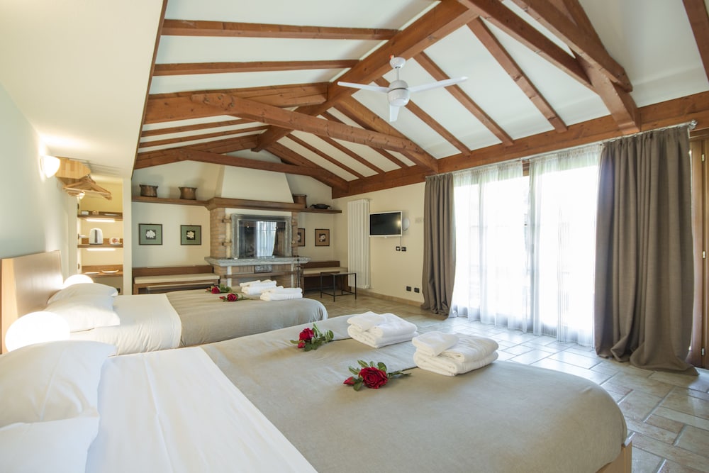 Quadruple Room, Garden View, Annex Building photo 1