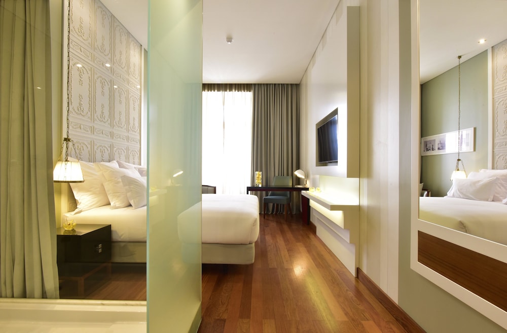 Classic Room (King Size Bed)