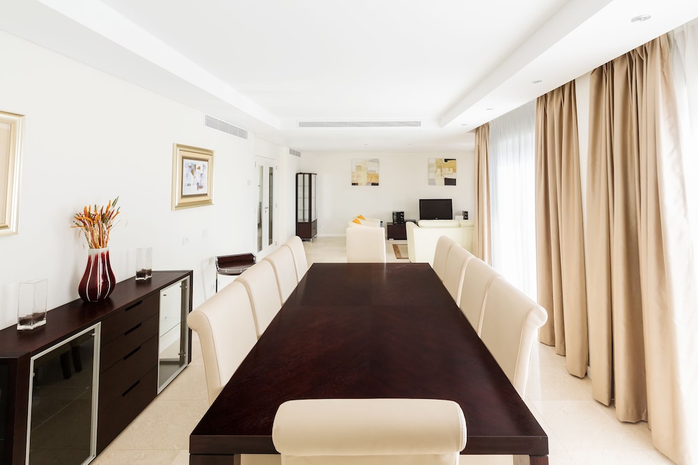 Luxury Suite, 4 Bedrooms photo 3