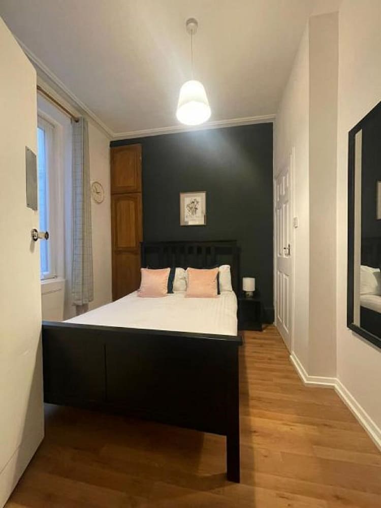 Standard Double Room, Ensuite - Photo 6