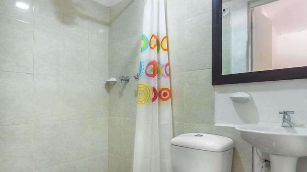 Standard Triple Room, Multiple Beds, Private Bathroom photo 3
